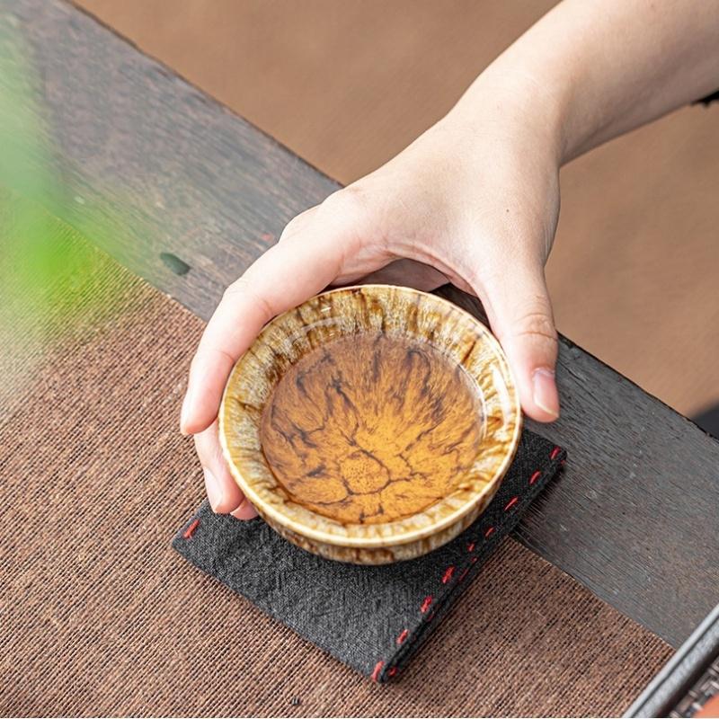 2026 Neues Set handgefertigter Keramik-Teetassen, insgesamt 5 Stück, Traditionelle Ofen-veränderte Wuxing Kung Fu Teetasse, Jianzhan-Stil
