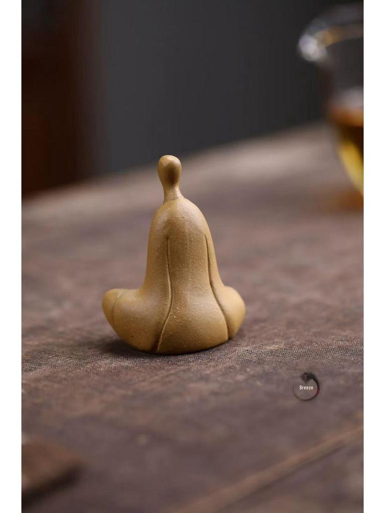 Yixing Zisha Handmade Tea Pet: Formless Buddha Incense Holder for Zen Tea Tray Ornament