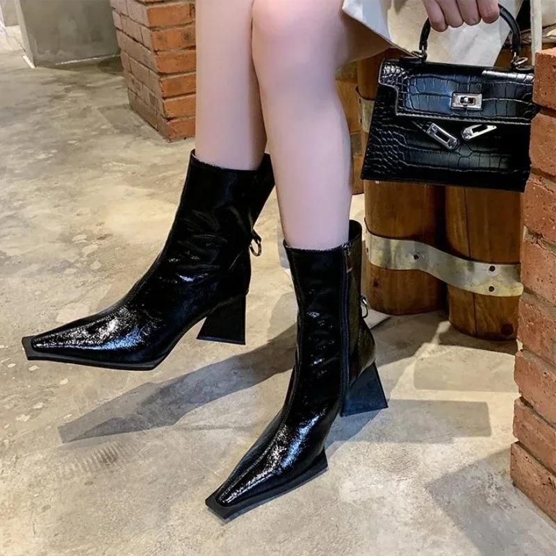 2024 Autumn New Small Square Head Thick High Heel Short Boots Riding Boots High Heels Fashion Boots Shaped Triangle Heel 35-40