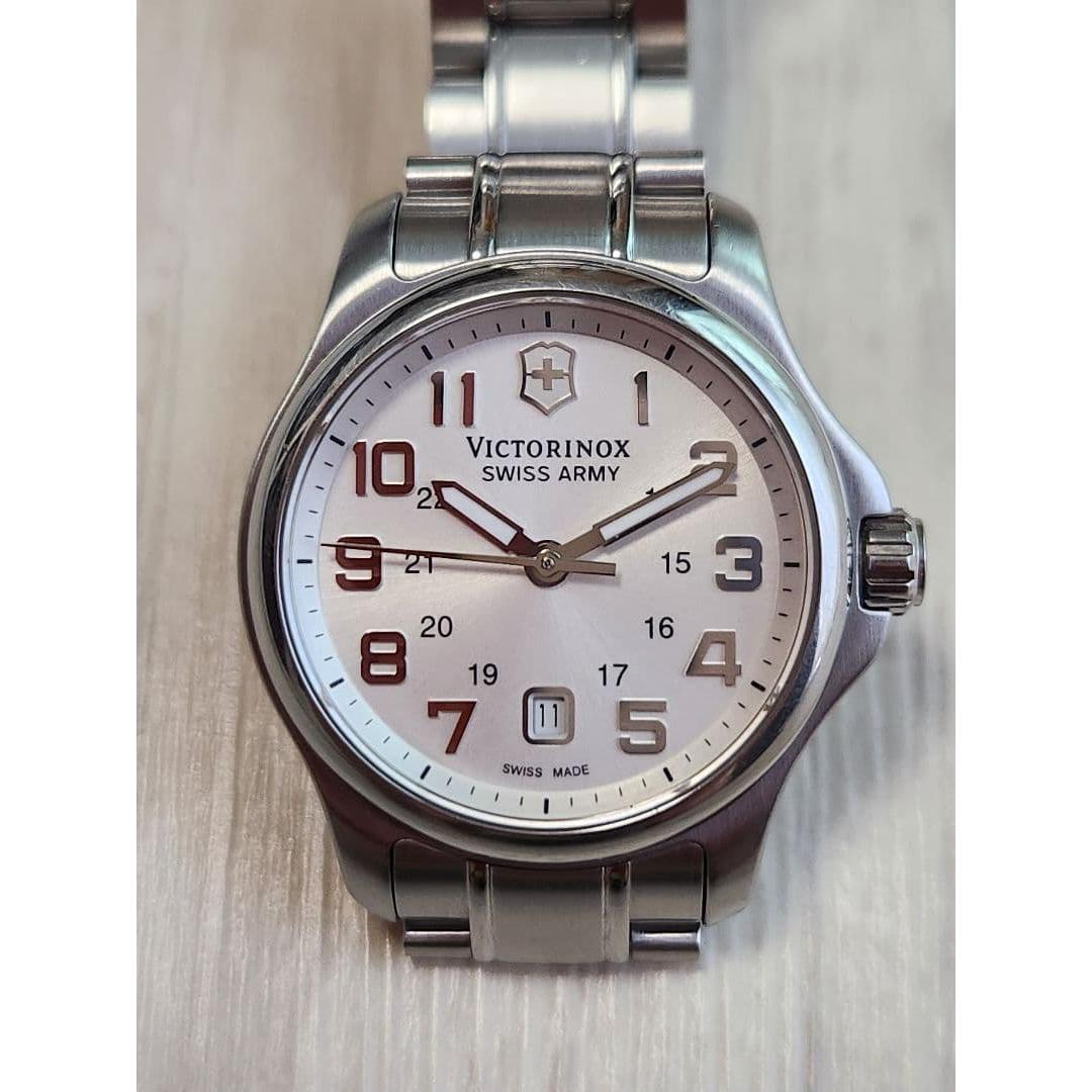 Used Victorinox Swiss Army Quartz Watch
