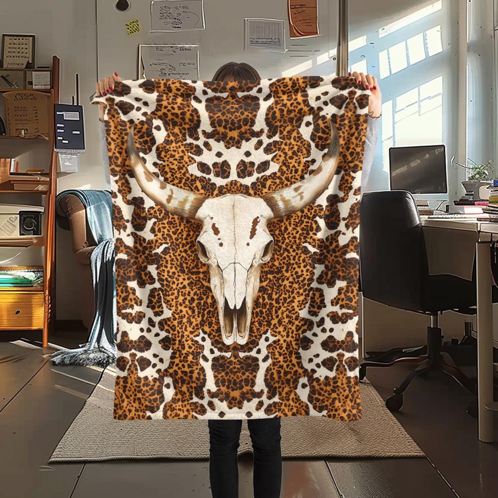 1Pc Western Cow Skull Print Flannel Blanket, High Quality Comfortable for All Seasons, Home Decor, Warmth and Comfort, Perfect for Christmas Gifts