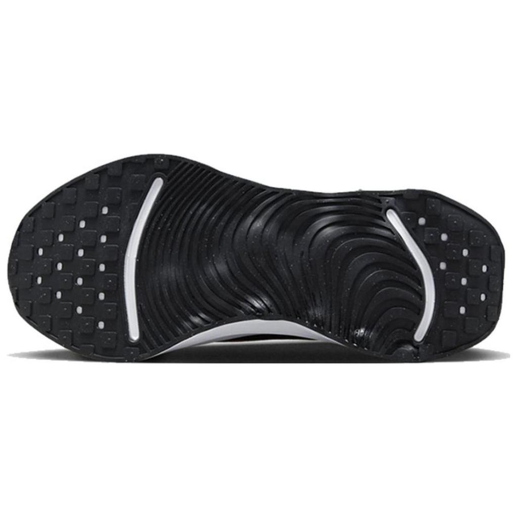 Nike Motiva Black White DV1237-001