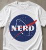 Space Nerd Grafik T-Shirt, Astronomie Wissenschaft T-Shirt, Astronaut Geek Shirt, Wissenschaftsliebhaber Unisex Tee, Nerd Geschenk Weltraum Grafik T-Shirt