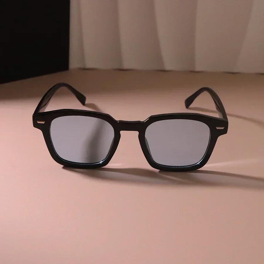 Fashion Sunglasses Women Men Square Plastic Vintage Stylish Oversized Ladies Sun Glasses Retro Vacation