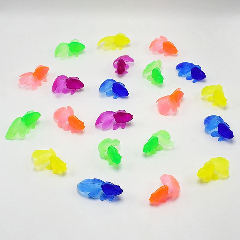 10Pcs Children Water Play Beach Gifts Simulation Goldfish Model Colorful Soft Rubber Small Fish Baby Bath Toys