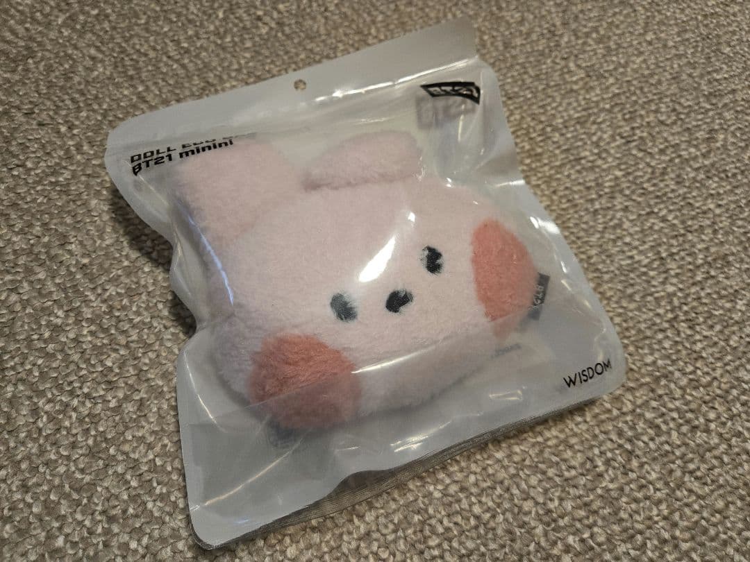 [Б/У] Официальный плюшевый брелок BT21 Cooky с эко-сумкой