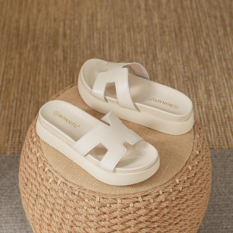 Women's Leather Platform Sandals, 2025 Style, Summer Outdoor Fashion, Versatile, Height-Increasing, 'Stepping On Cloud'.