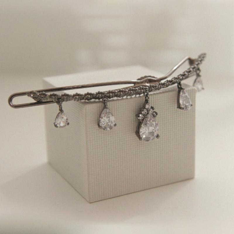 

J.Lauren Penta Water drop Cubic Dangle Hairpin H0772 single type