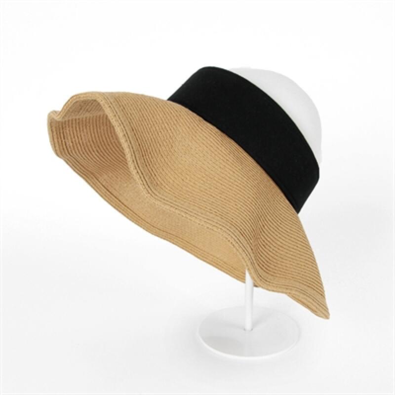 Black Line Dol Dol Sun Cap white