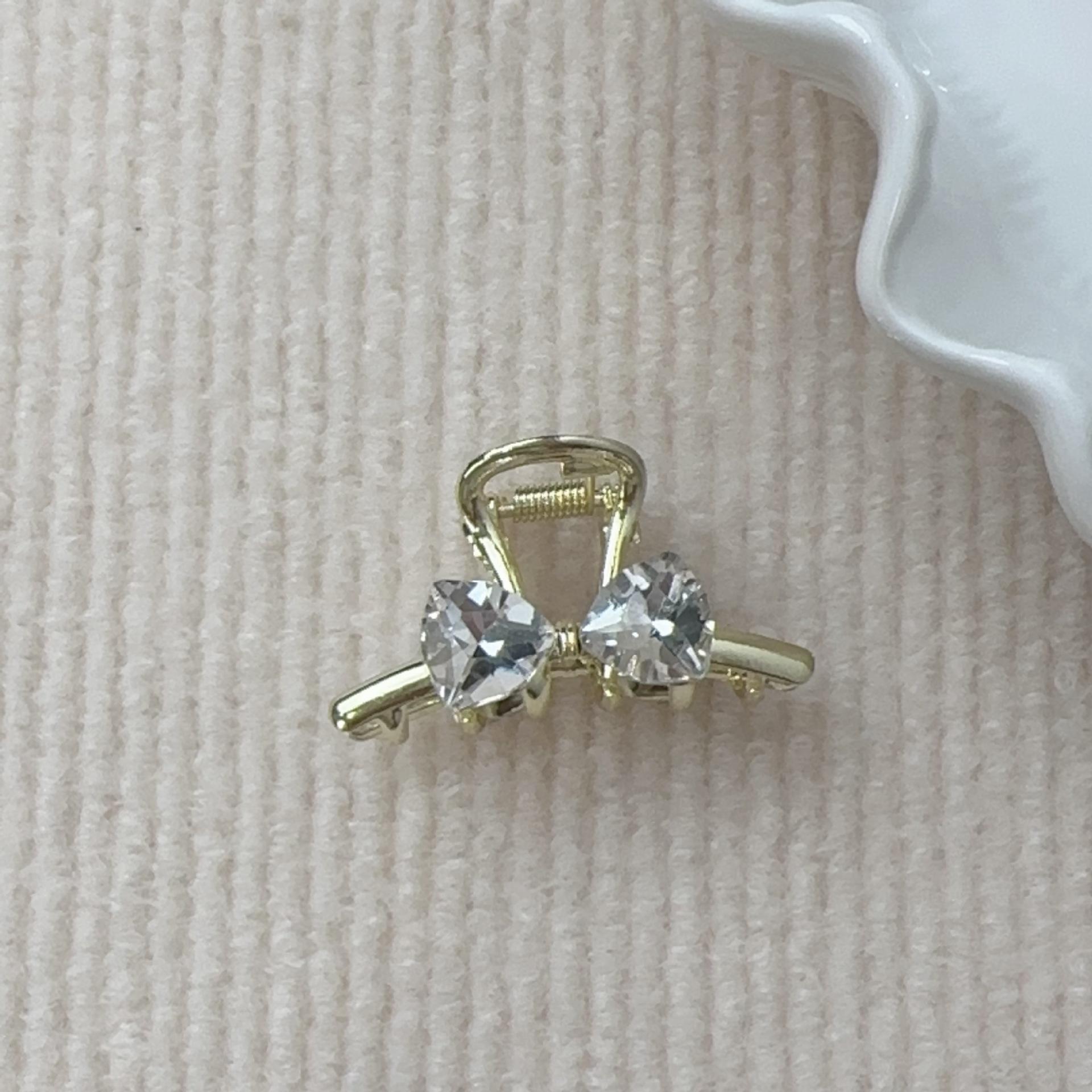 

Нежный бант Rhinodrill Grab Маленький милый боковой растрепанный челка клип принцесса шпилька головной убор 2024 Новинка