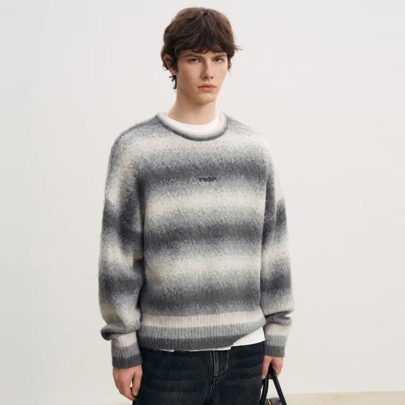 Teenie Weenie Men's Retro Gradient Stripe Knitted Sweater