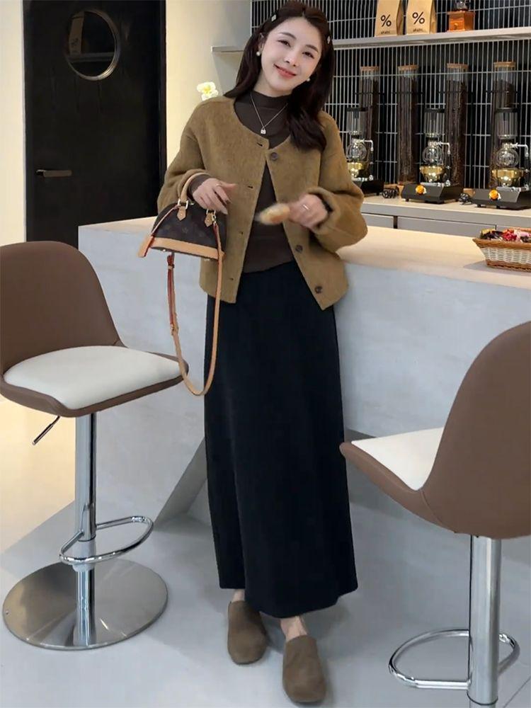 Coffee-Colored Woolen Mid-Length High-Waisted Slimming Elastic Waist Skirt - 2025 Autumn/Winter Collection