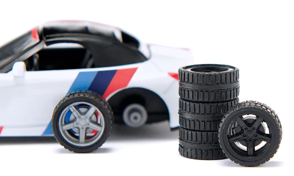 SIKU BMW Z4 M40i for ages 3 and up SK2347