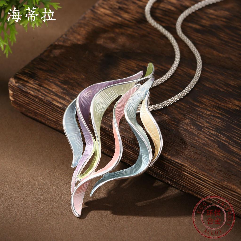 Nouveau pendentif géométrique creux en émail couleur, chaîne de cou pour femme, article de ligne irrégulière de haute qualité