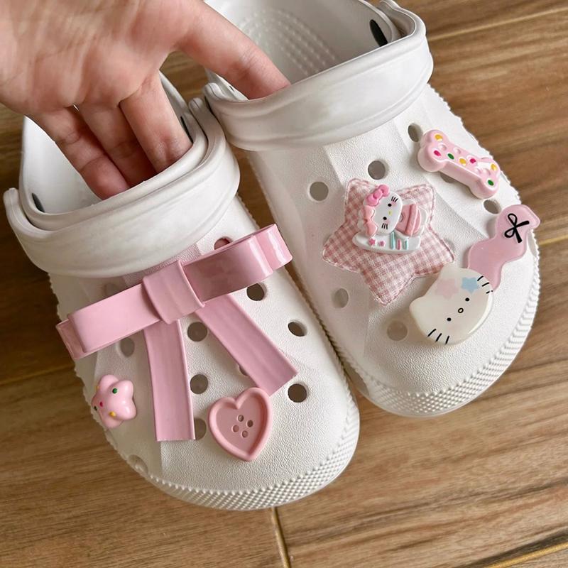 6Pcs/Set Sweet Pink Hello Kitty Shoe Buckle Cute Charms Shoes Decoration Party Gift