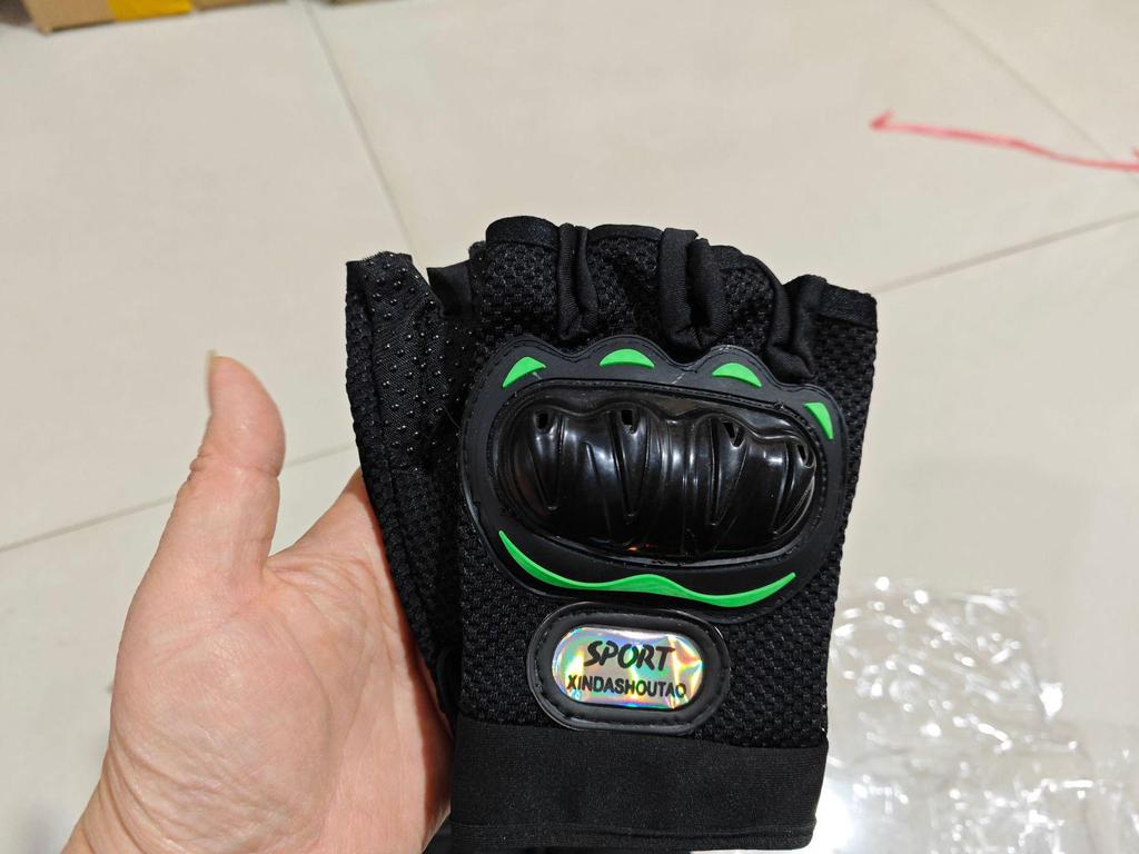 Men's Wear-resistant Anti-slip Outdoor Cycling and Racing Gloves - Long and Half Finger Options