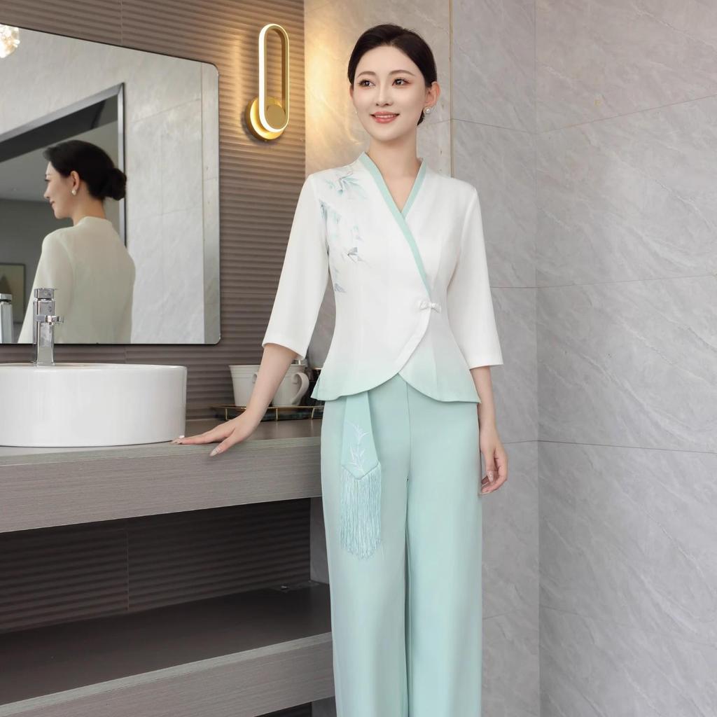 New Chinese Style Spring Workwear Set for Beauty Salon Technicians – Women’s Moisture-Wicking Outfit.