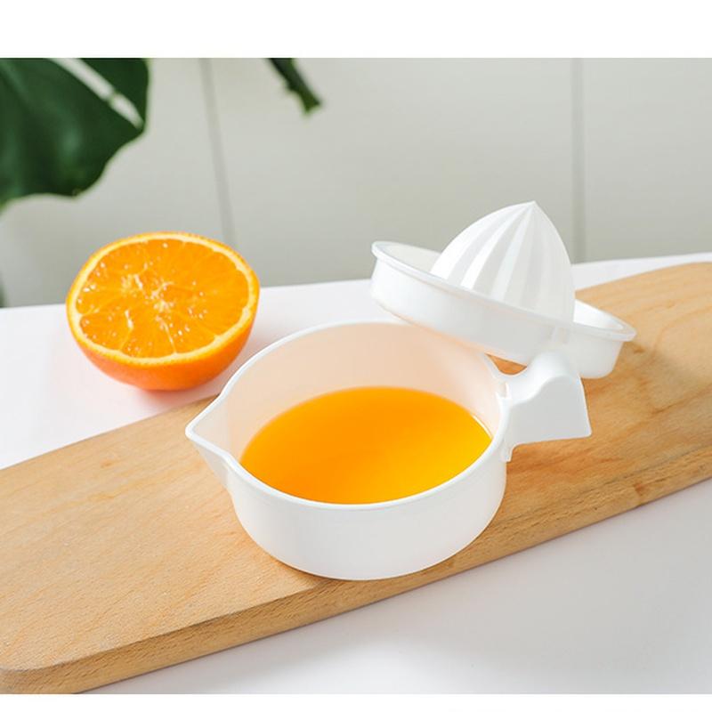 Nové kuchyňské příslušenství Ruční plastový nástroj na ovoce Odšťavňovač pomeranče Citron Odšťavňovač Přenosný odšťavňovač citrusů