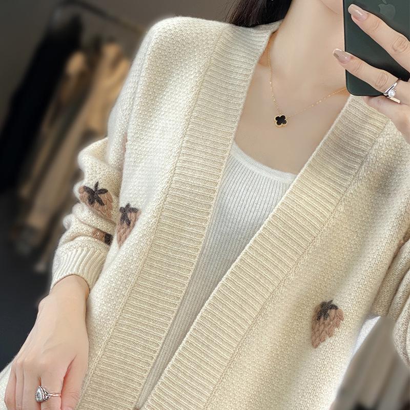 Women's Fashionable V-Neck Color Block Wool Cardigan - Autumn/Winter Sweet Strawberry Sweater