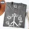 Vintage Floral Peace Sign Shirt, Flower Wreath Tee, Hippie Boho Top, Retro Groovy T-Shirt