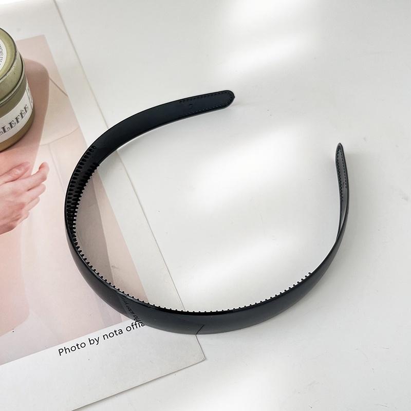 Black Series Headband Korean Style Practical Simple Face Wash Non-Slip Toothed Pressure Hair Hair Band Plastic Hair Accessories