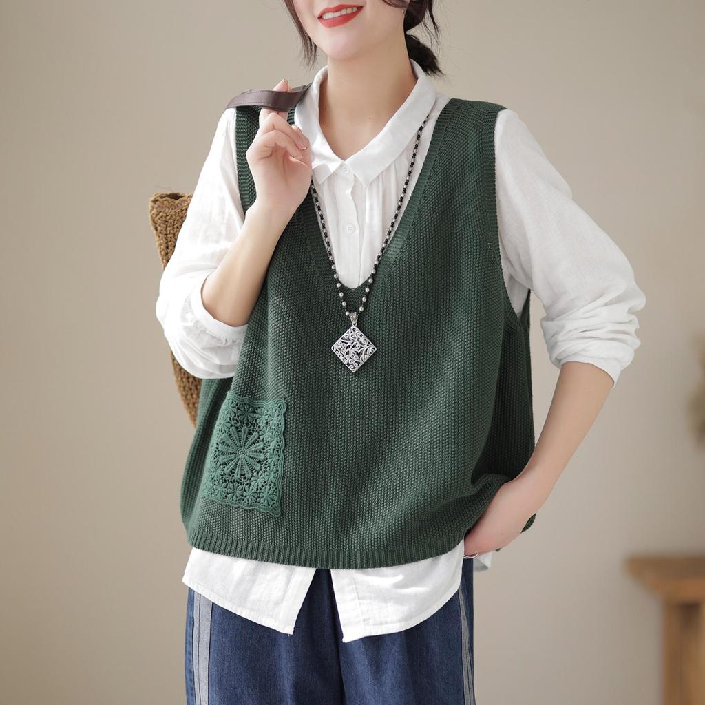 Literary Style Lace Applique Crew Neck Knit Vest Women's Spring Solid Color Casual Sleeveless Top
