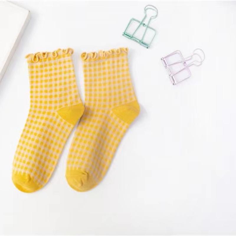 Women's Retro Plaid Cotton Socks Autumn Comfortable Elastic Crew Length Fashionable Short Socks For Daily Wear