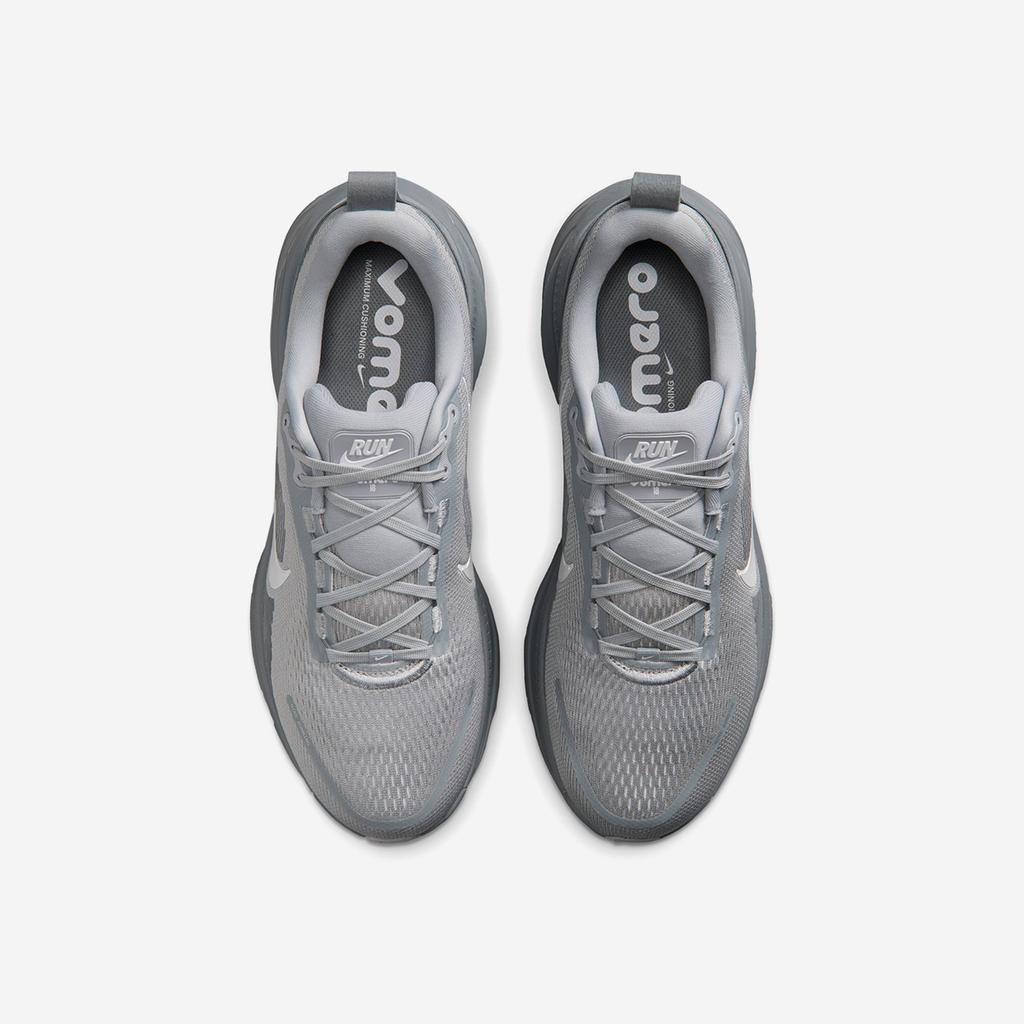 Nike Vomero 18 [HM6803-17]