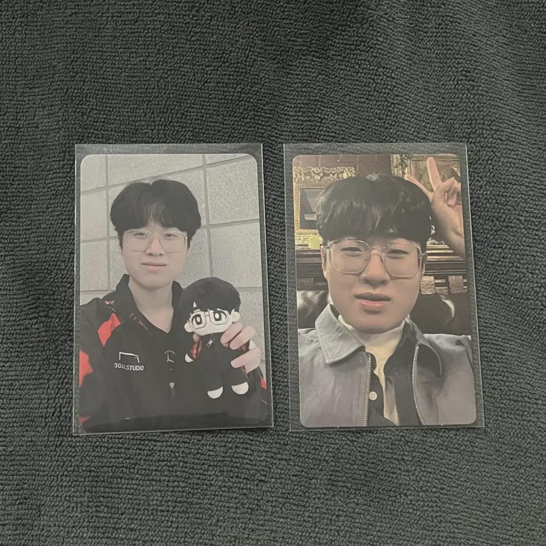 

Zeus Doll Season s Greetings Photocard Sell