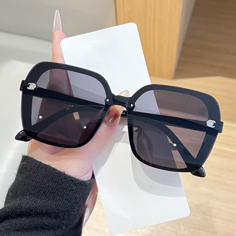 Advanced Square Sunglasses Outdoor Sunshade Sunscreen Eyewear Fashion Trendy for Men Women UV Resistant