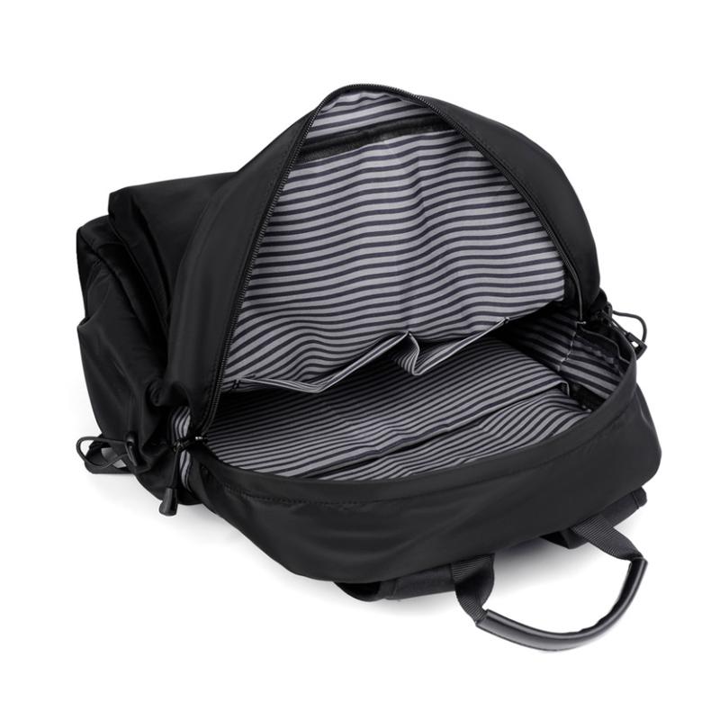14 Inch High-Density Wear-Resistant Oxford Cloth Travel Shoulder Bag Men's Outdoor Travel Water-Resistant Trend Simple Backpack