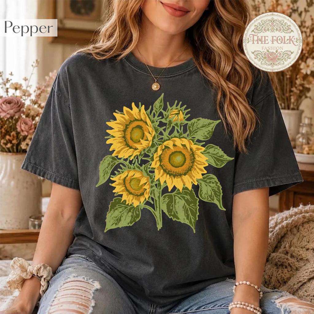 Vintage Sunflower Shirt, Cottagecore Botanical Tee, Sunflower Graphic T-shirt, Comfort Colors Nature Women Tee, Garden Lover Gift