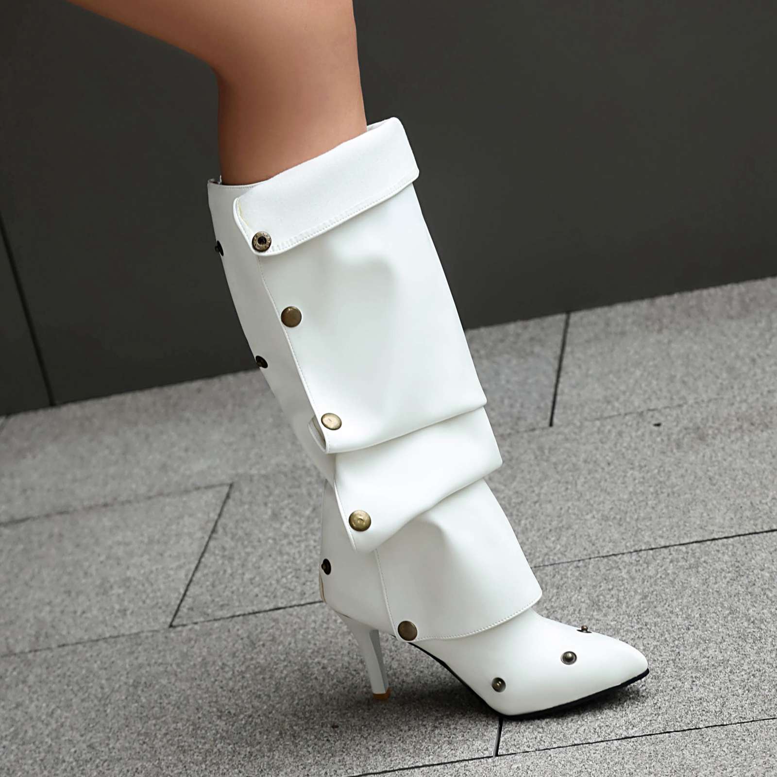 lenkisen ПУ осенне-зимние туфли с острым носком на шпильках — фото 16