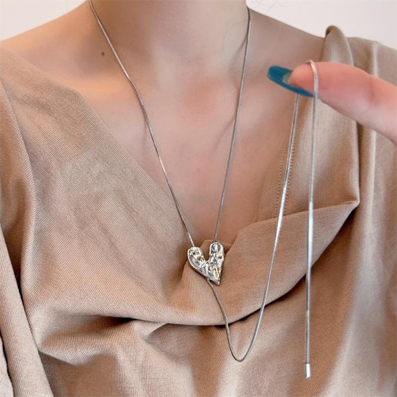 Fashion Irregular Love Sweater Chain Adjustable Titanium Steel Snake Chain Long Sweater Chain Necklace Jewelry