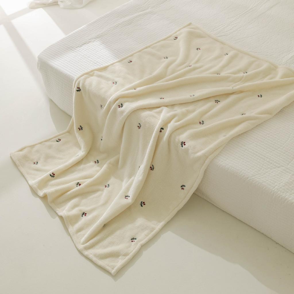 Fleece Babyfilt Nyfödd Höst Vinter Inbäddningsfiltar Mjuk Varm Barnvagnsöverdrag Sängkläder Björnbroderi Babytillbehör