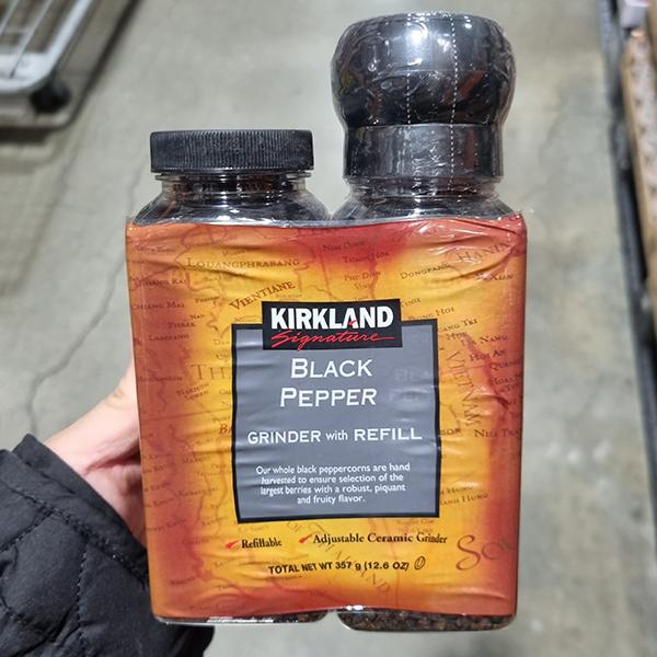 Kirkland Signature Black Pepper Grinder with Refill Pack 357g