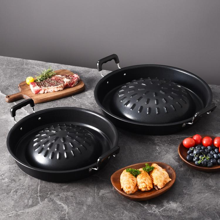 Barbecue Grill Pot Steak Grill Charcoal Pan Multifunctional Aluminum Barbecue Grill Hot Pot for Family Gathering Outdoor Picnics