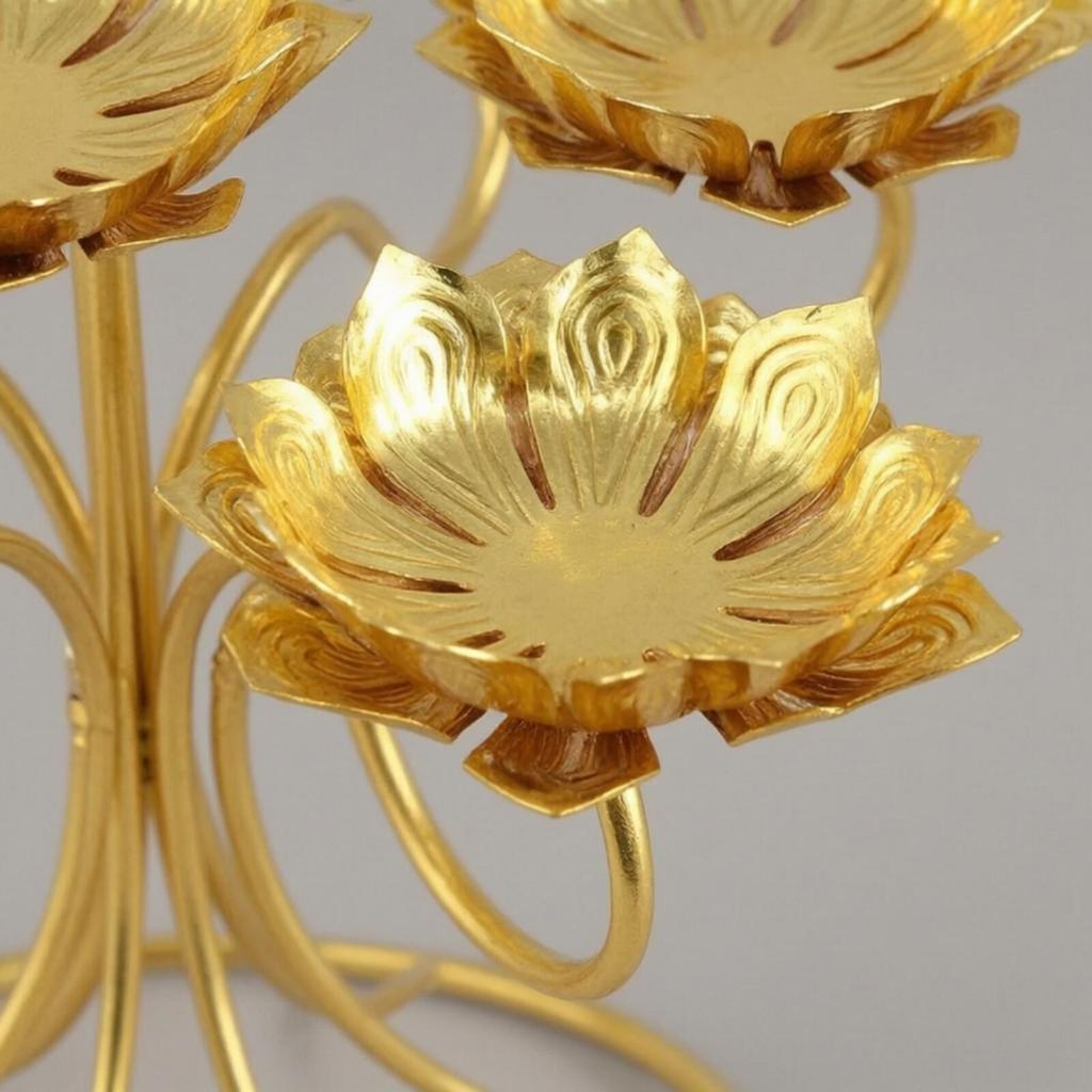 Lotus-Flower Oil-Lamp Stand Stable for Prayer Rooms