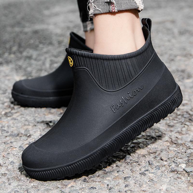 

Men s rain shoes short tube non-slip waterproof fashion rain boots fleece warm rubber shoes kitchen work short tube water shoe cover shoes 40 чорний