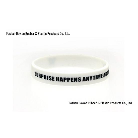 

Силиконовый баскетбольный браслет - Универсальный унисекс дизайн