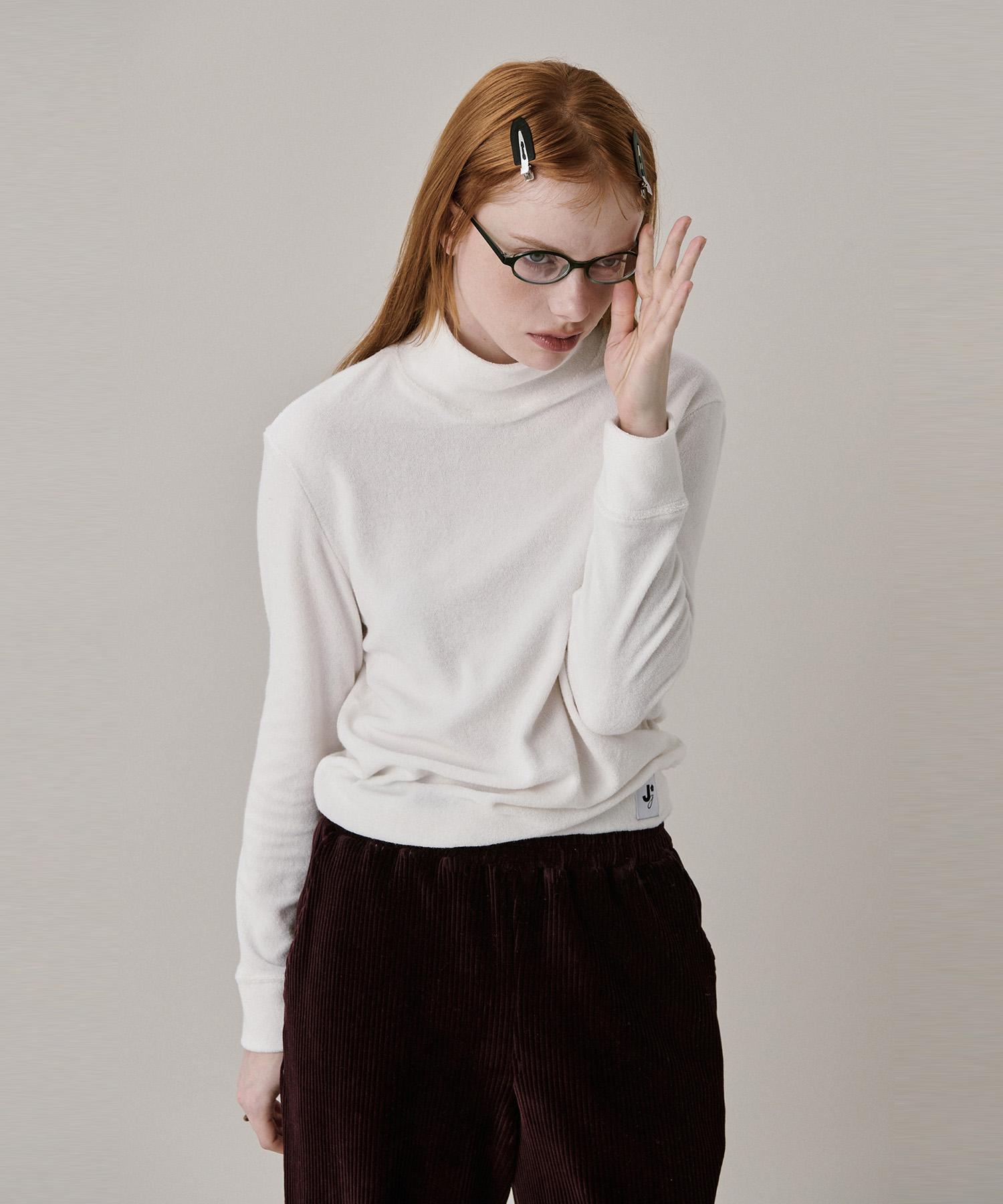 Jun Jun Space New Logo Basic Turtleneck T-Shirt_White M