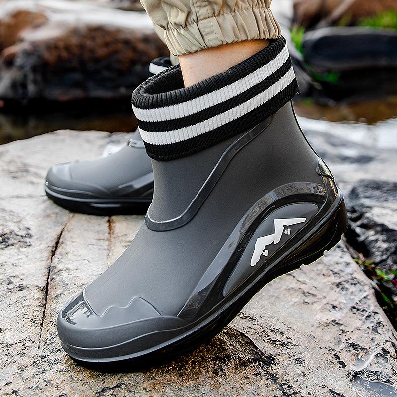 New Men Casual Waterproof Rain Boots Men Outdoor Slip-on Fishing Shoes Chef Work Ankle Boots Anti-slip Warm Water Shoes