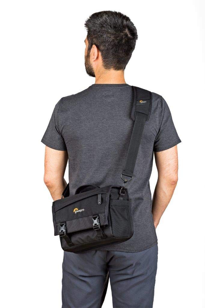 Lowepro M-Trekker SH150 Umhängetasche, Schwarz, Passend für kleine Tablets, 7,2 L, LP37161-PWW