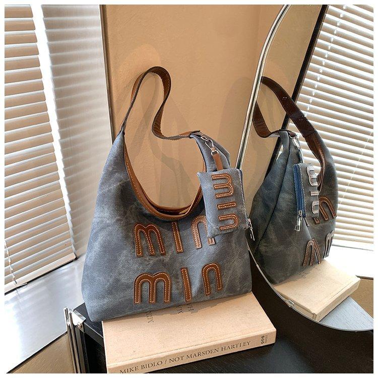 Casual retro large-capacity bag women's bag personalized beauty fashion shoulder messenger bag tote bag