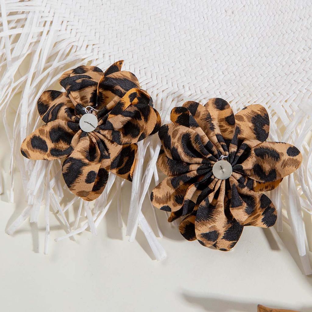Accessories, autumn and winter fabric leopard print flower earrings, vintage earrings, earrings.