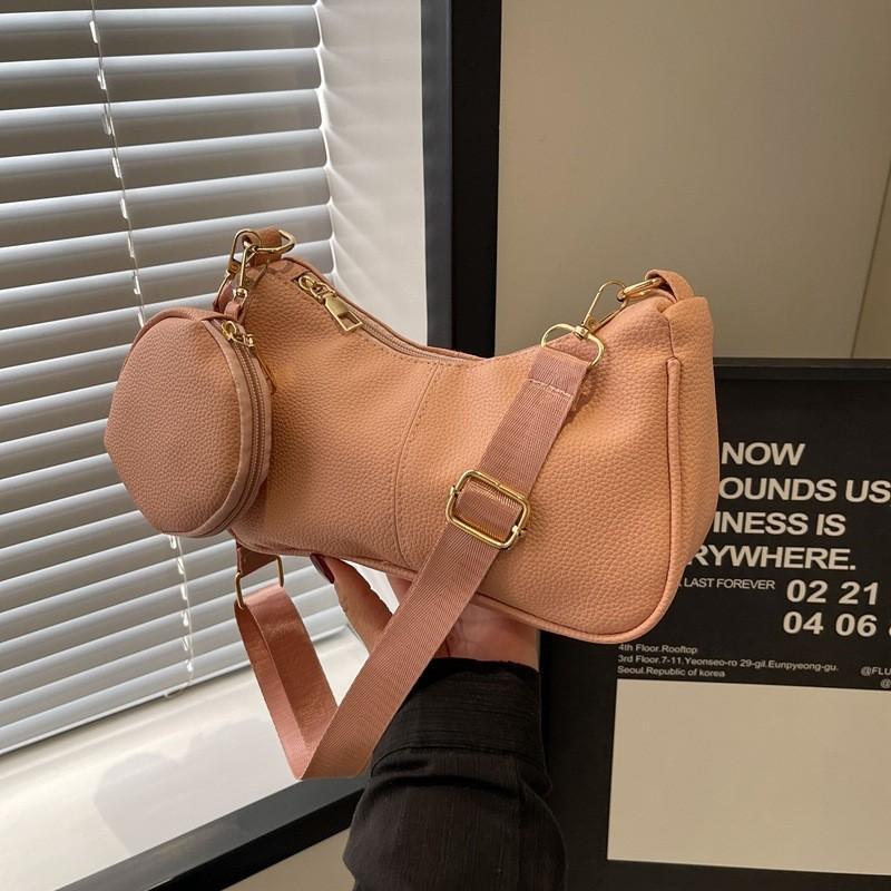 Stylish 2024 Minimalist Women's Shoulder Bag With Synthetic Leather Lining