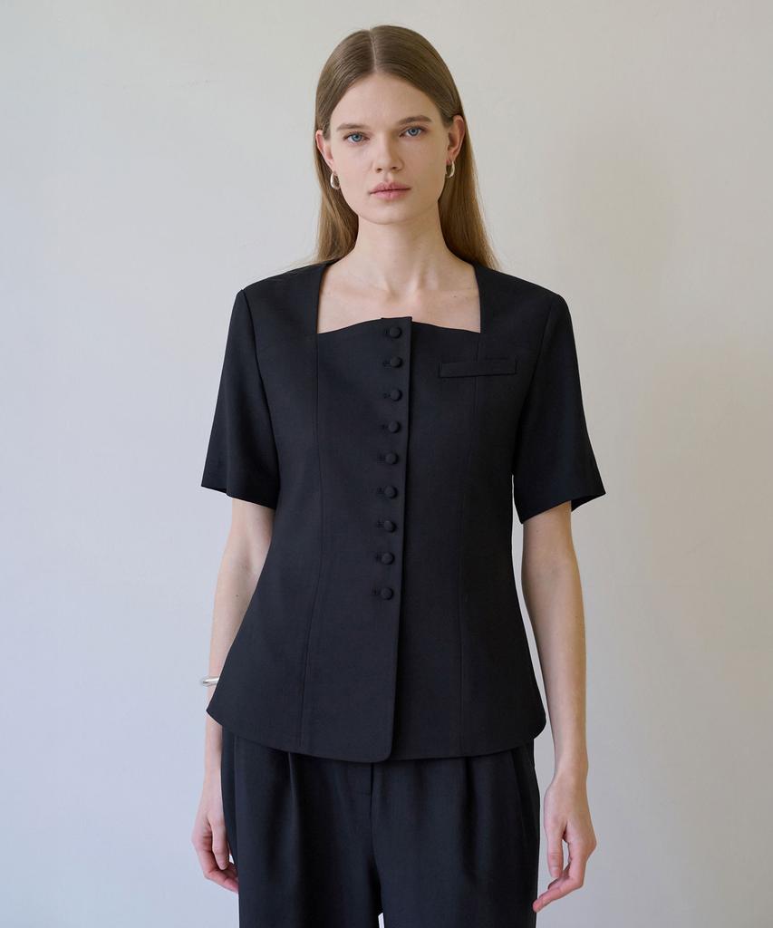Illoje No-Button Blouse (Black)