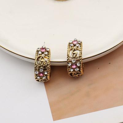 Pendientes Clásicos Retro con Forma de Letra, Pendientes de Moda con Incrustaciones de Diamantes, Accesorios para Orejas Únicos y Versátiles