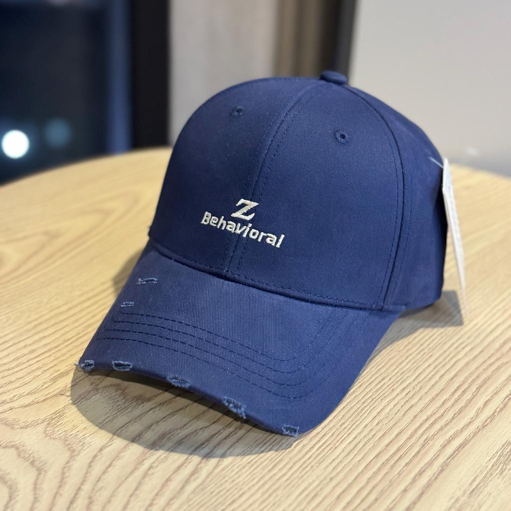 New Versatile Embroidered Letter Soft-top Baseball Cap for Women and Couples, Makes the Face Look Smaller and the Head Circumference Appear Larger,