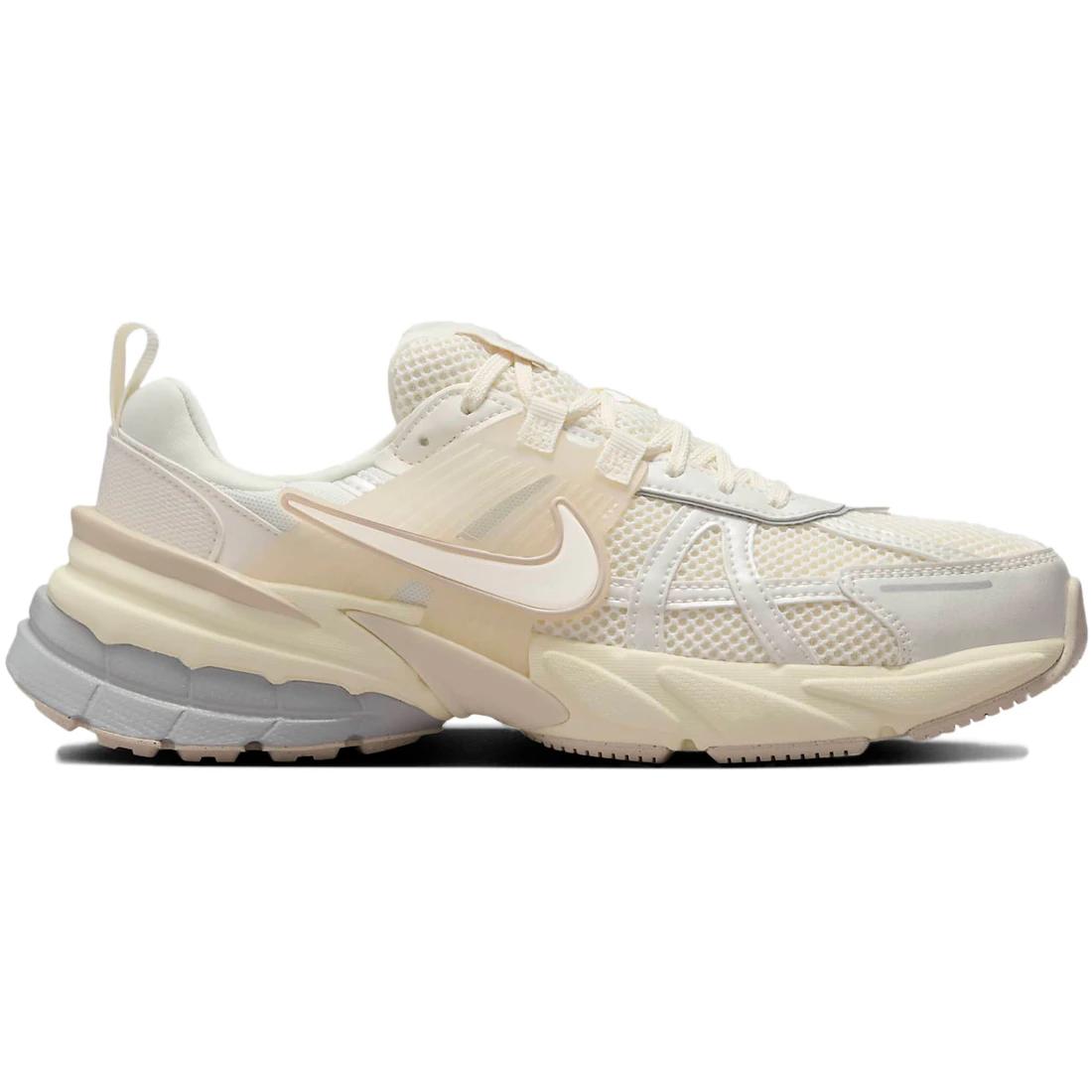 

Sneaker Nike V2K Run Pale Ivory (Women s)(HQ1512-110) 43